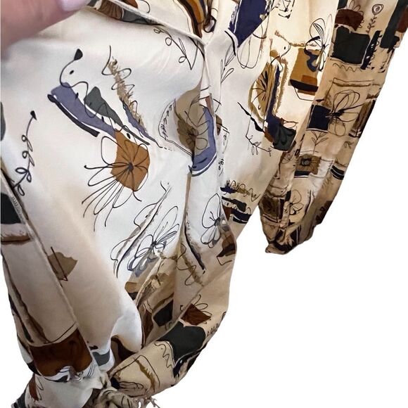 NWOT sleeveless jumpsuit. - Picture 3 of 8